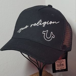 NEW ** True Religion ♠️ Snapback Trucker Hat w/silver writing/logo